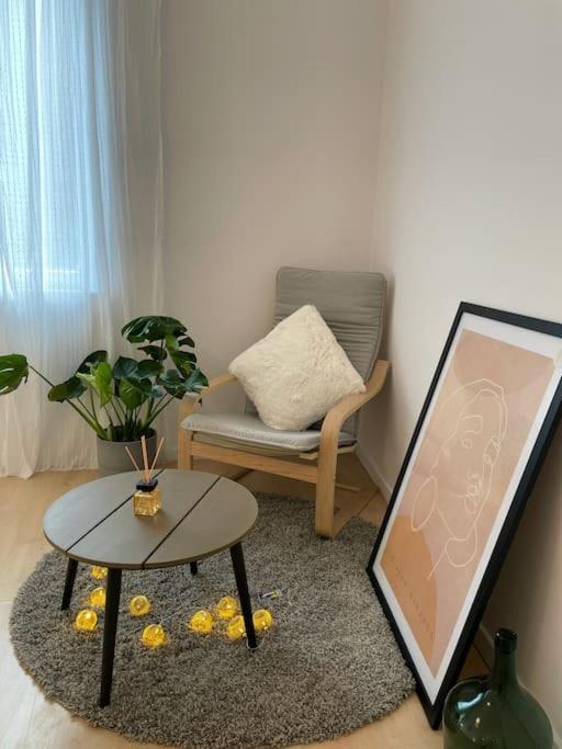 Apartment Deak Charming Apa With Balcony